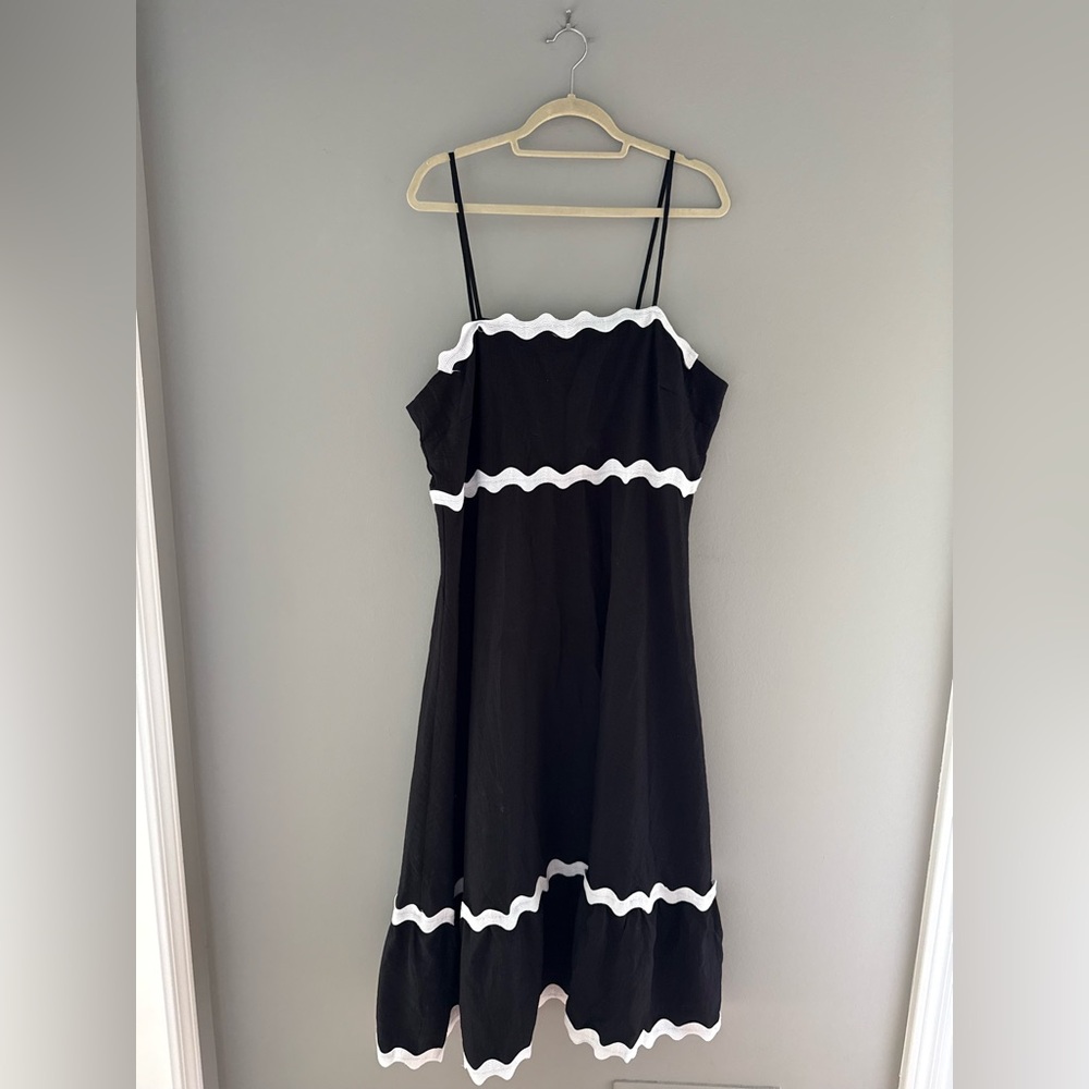 Black and White Spaghetti Strap Women's Dress